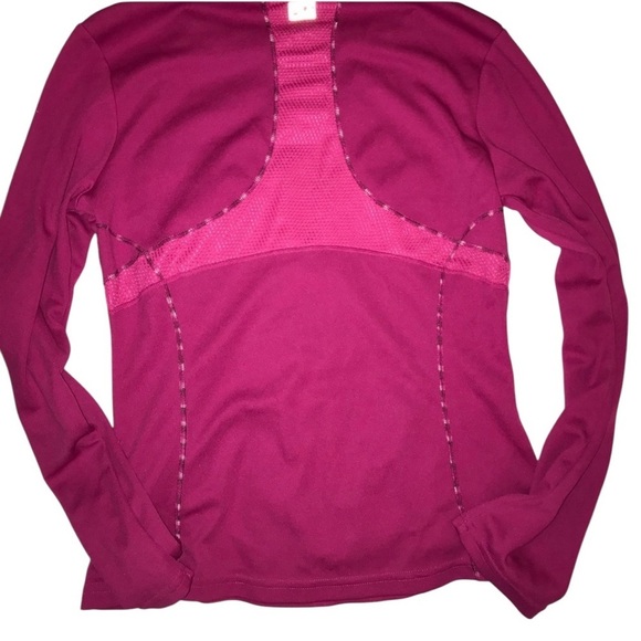 FILA Long Sleeve Active
Workout Shirt size M - Picture 4 of 5